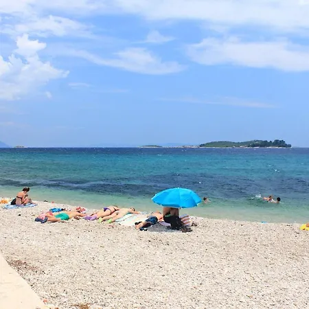 Apartman Apartments By The Sea Orebic, Peljesac - 10094 *